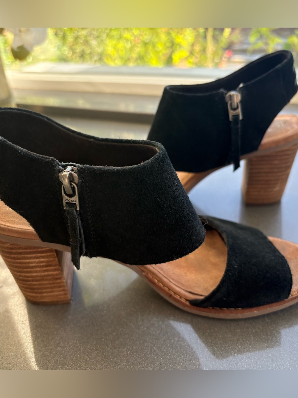 TOMS Majorca Cutout Sandal